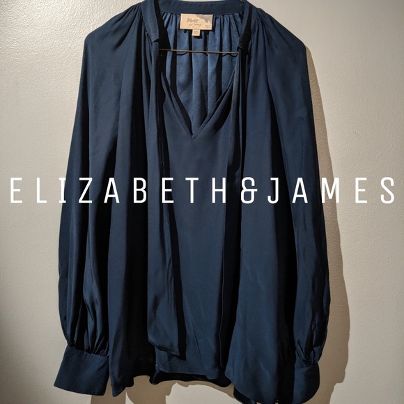 Elizabeth and James Tops - ⚡SALE⚡ Elizabeth & James Silk Blouse